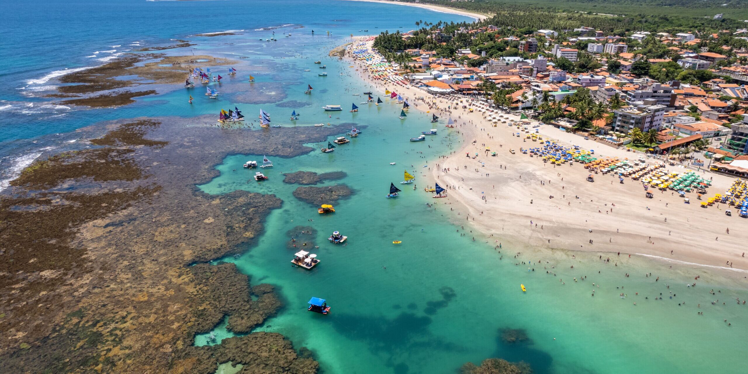 Roteiros Culturais e Naturais do Nordeste para Explorar de Ônibus